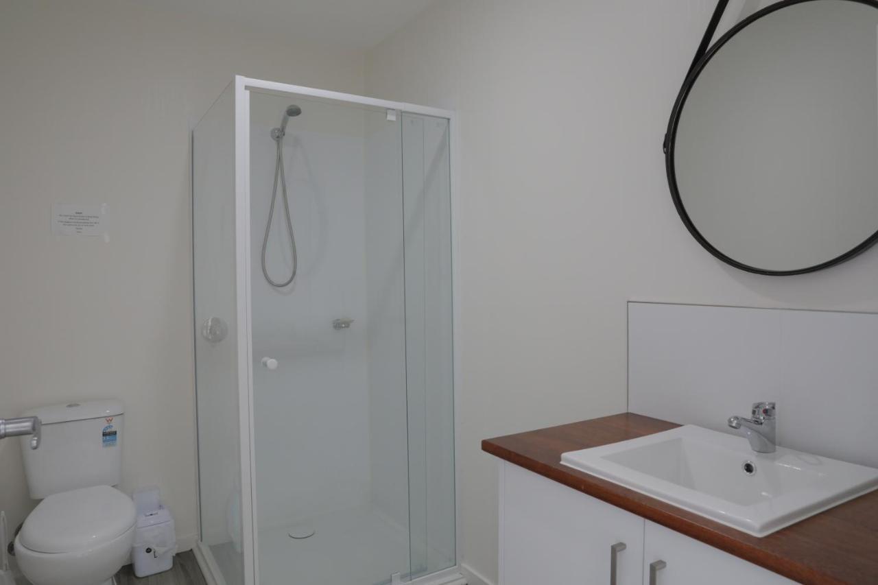 6-Bed Mixed Dormitory Room