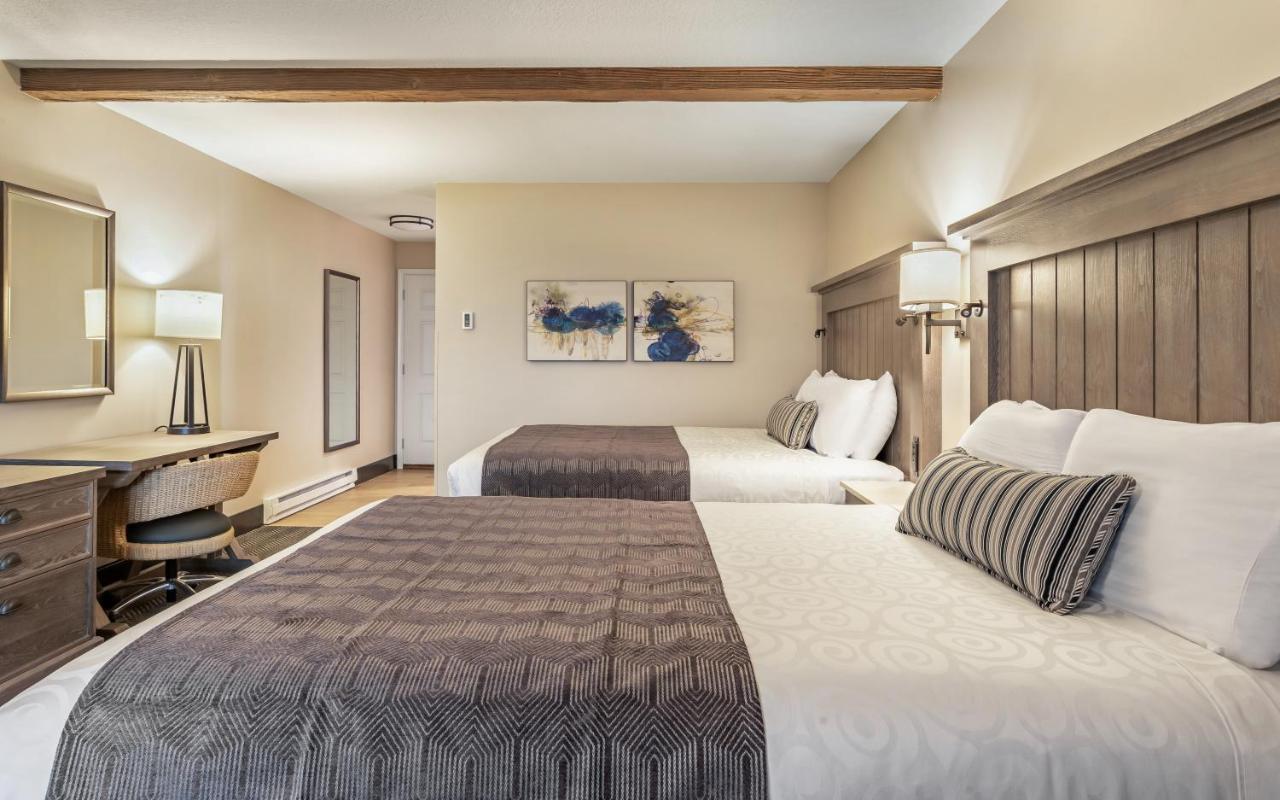 Standard Queen Room Two Queen Beds