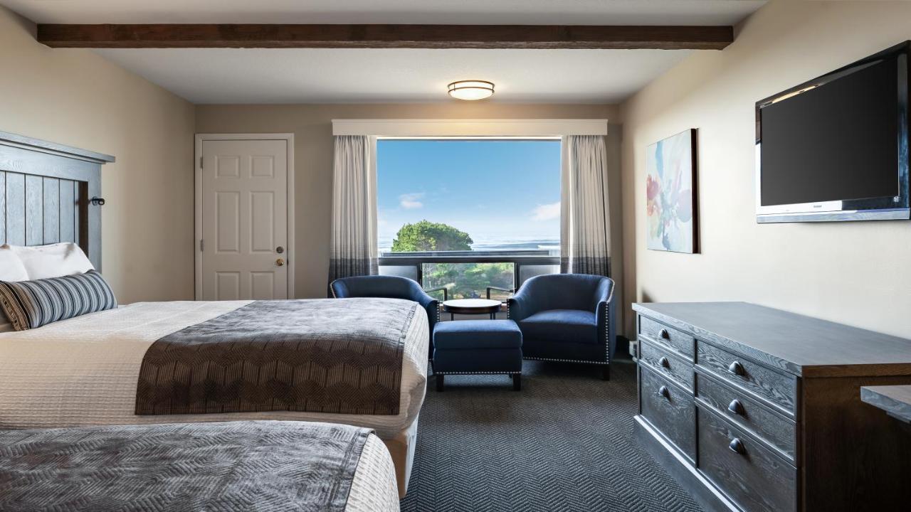Standard Queen Room Two Queen Beds