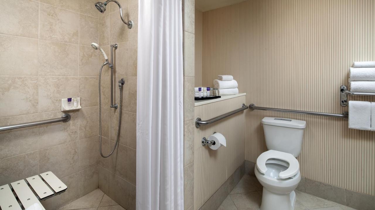 Accessible Queen Room Two Queen Beds