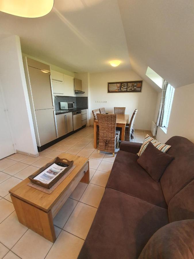 One-Bedroom Apartment Cabin
