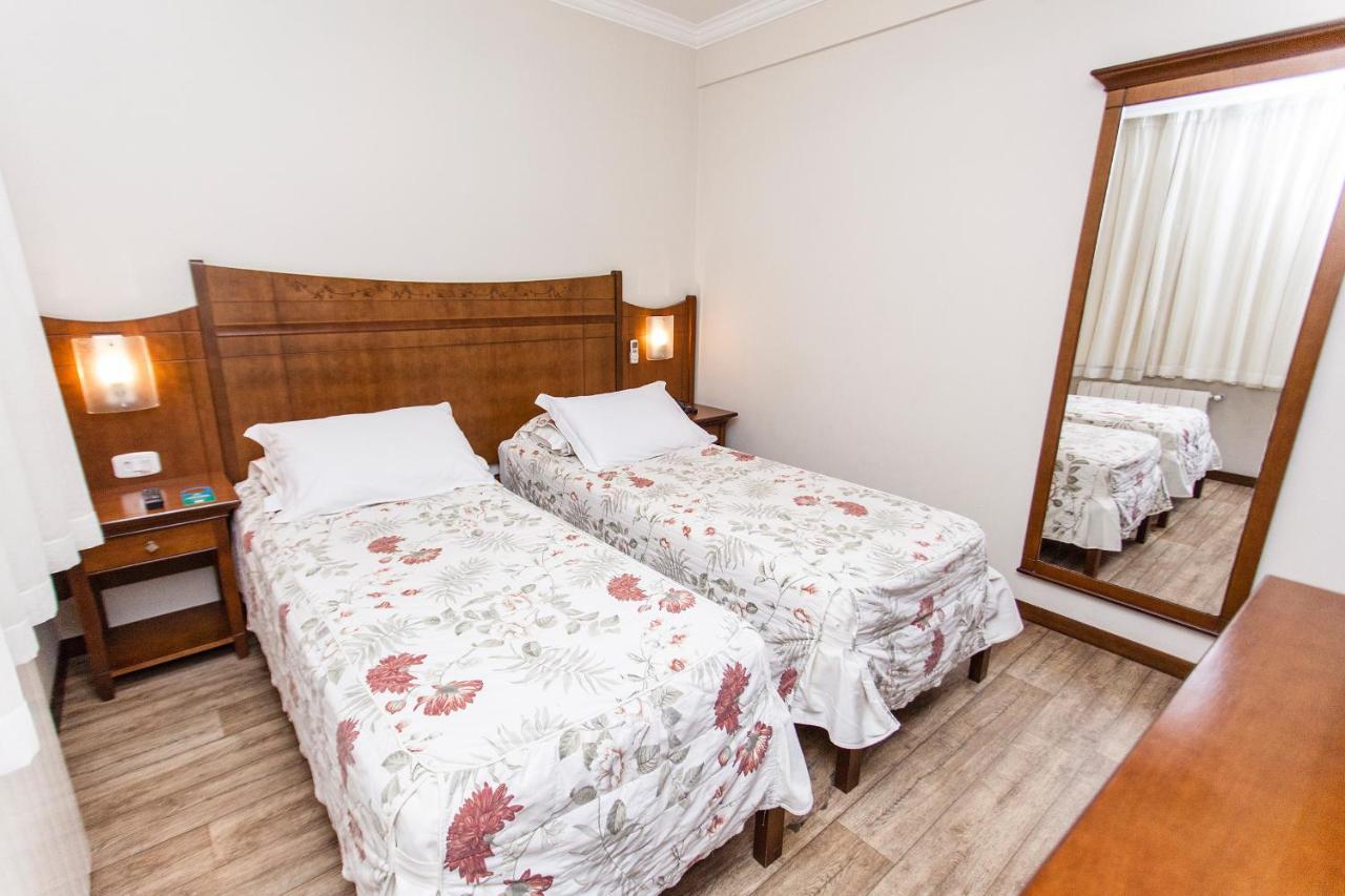 Quarto Individual Deluxe