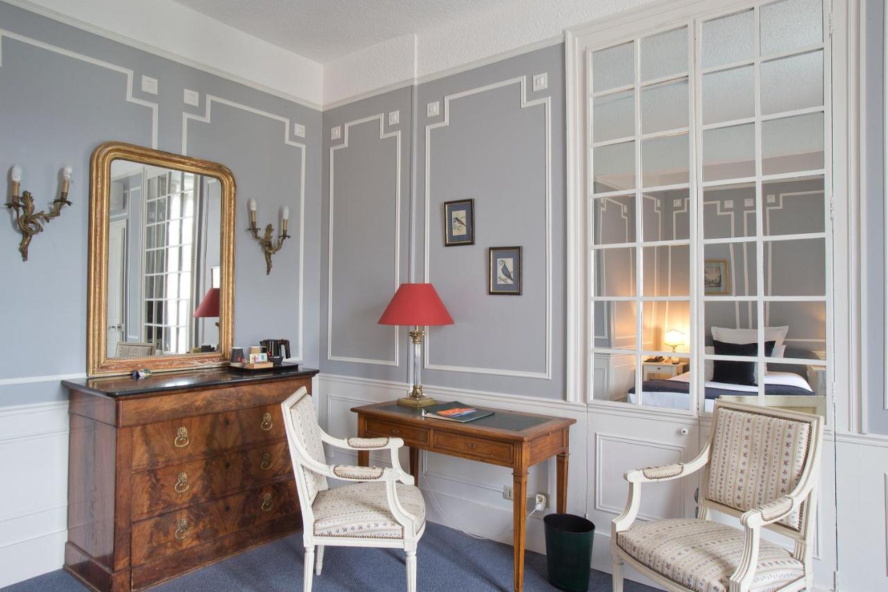 Charming Double Room,969357766:JPEG