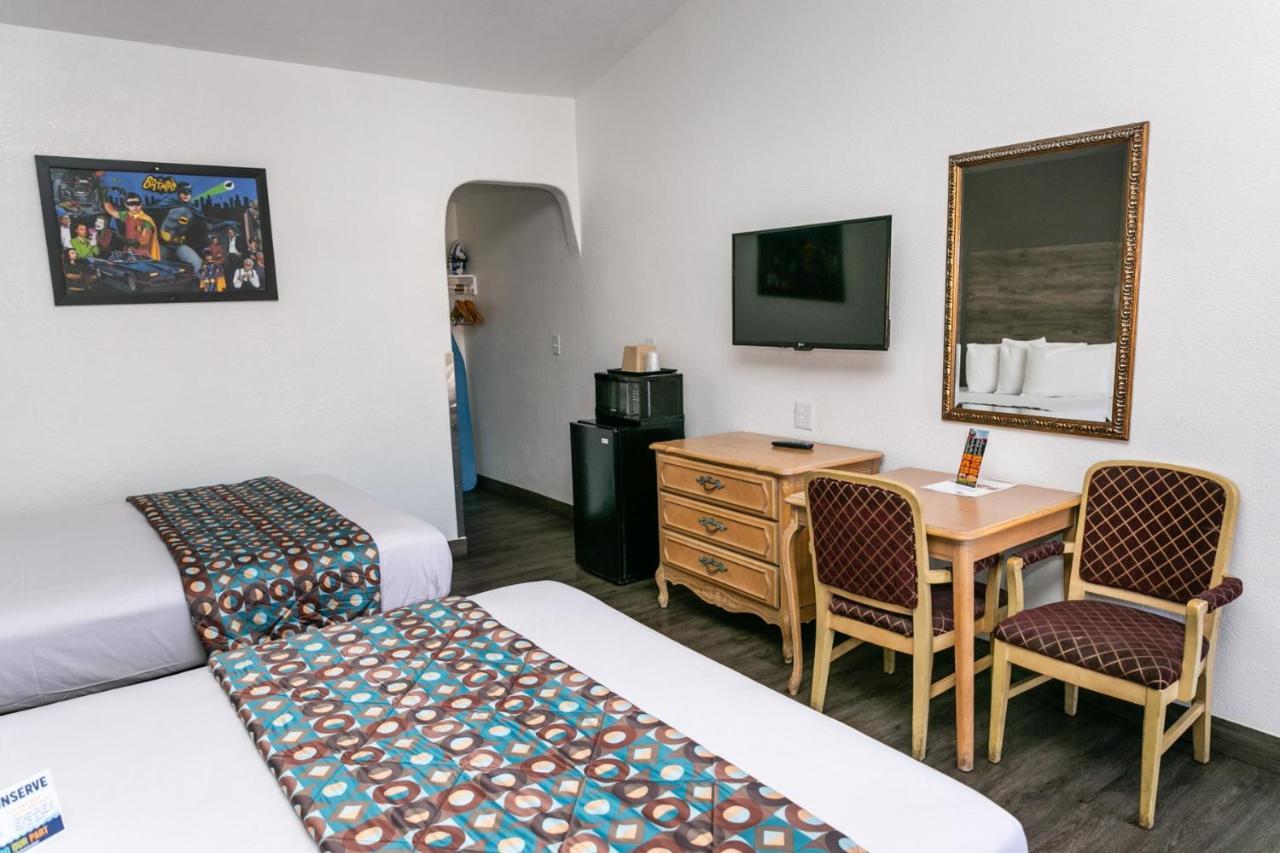 Standard Queen Room Two Queen Beds