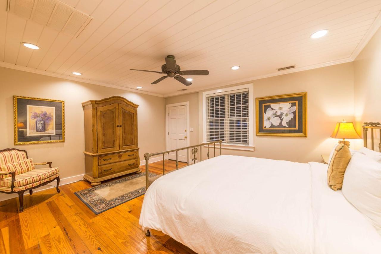 One-Bedroom Cottage