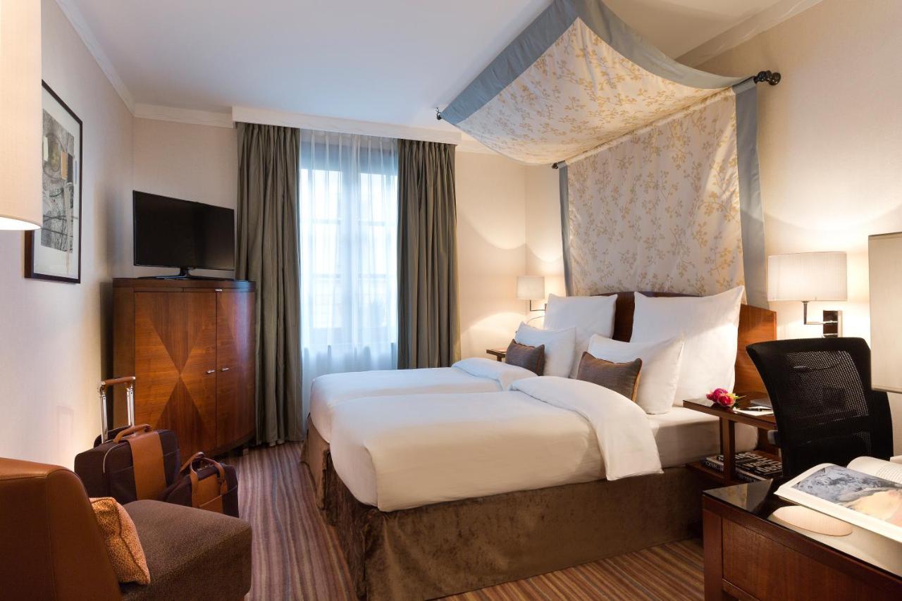 Premium Tweepersoonskamer met 2 Aparte Bedden