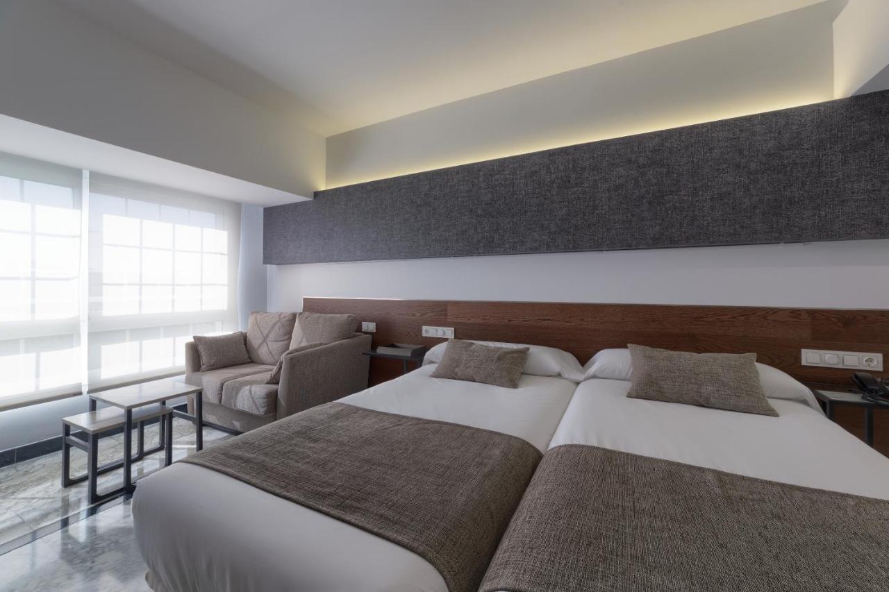 Superior Twin Room City View