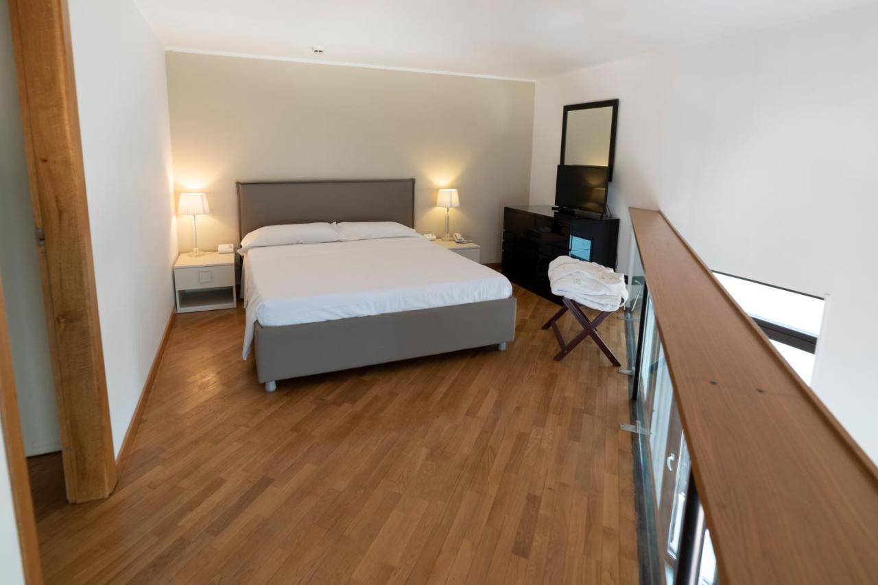 Double Room Sea View Split Level