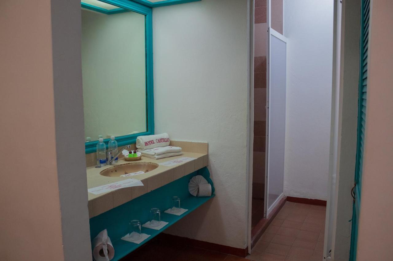 Quadruple Room Bathroom