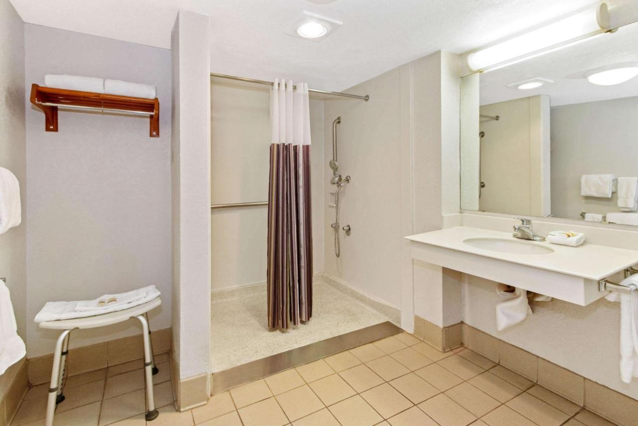 King Room - Disability Access