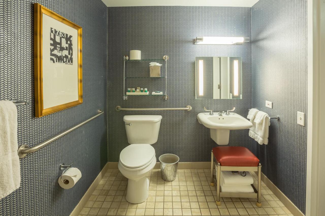 Deluxe Queen Room Two Queen Beds Disability Access