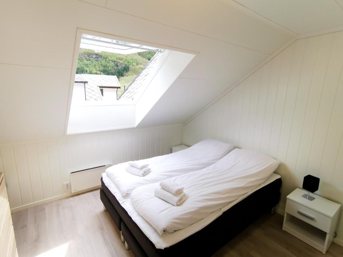 Studio - Split Level