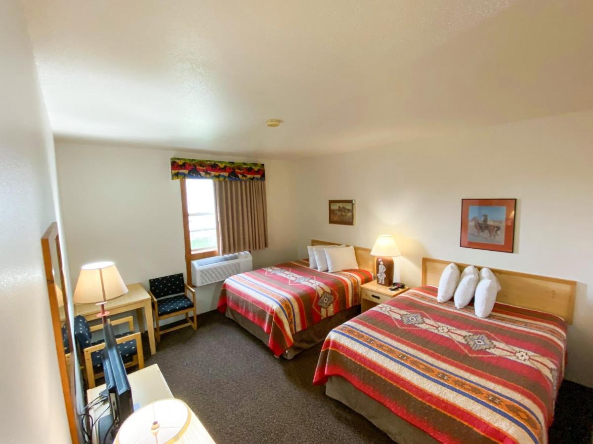 Queen Room Two Queen Beds