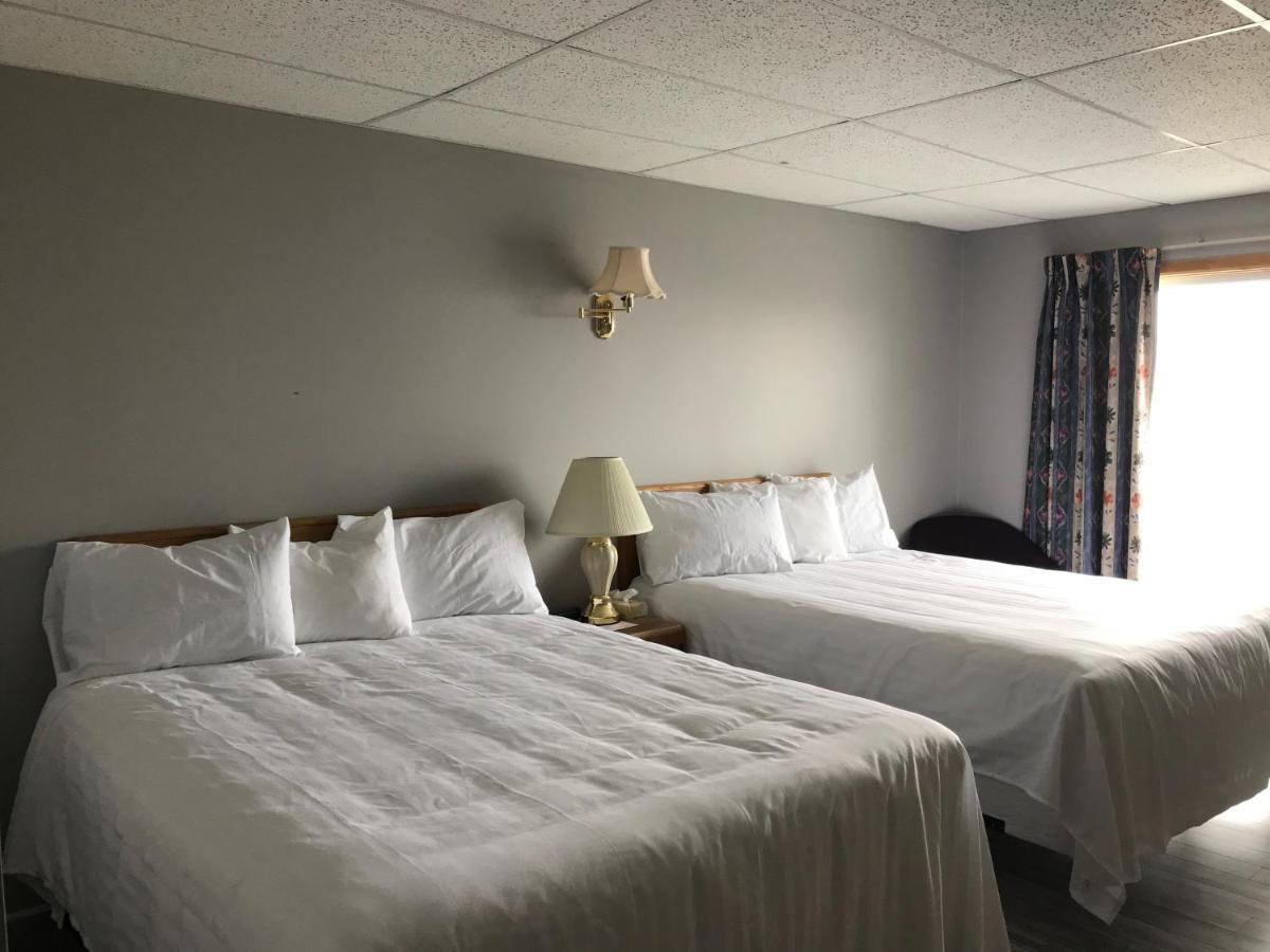 Chambre avec 2 Grands Lits Queen-Size