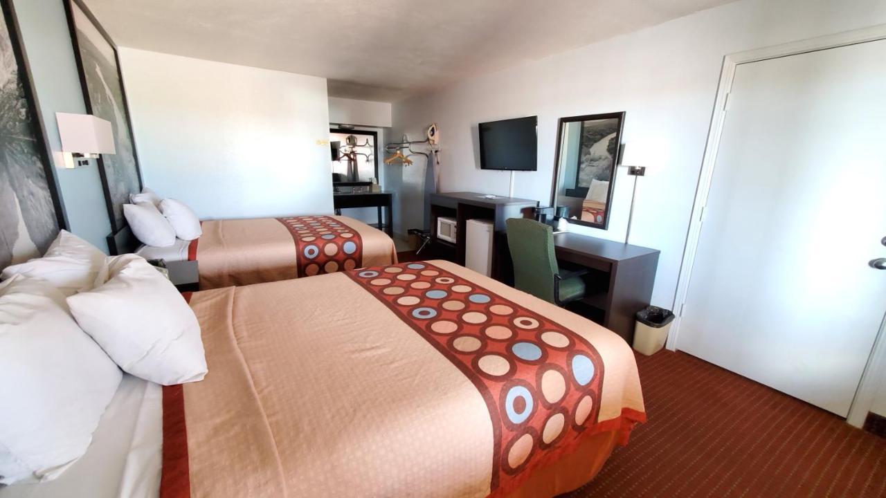 Double Room Two Double Beds Non-Smoking