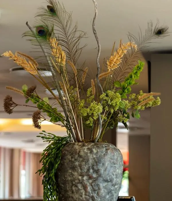 Ibis Utrecht-1