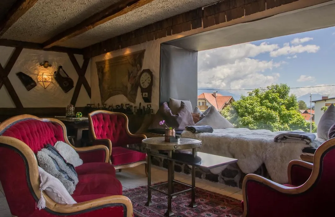 Alp Art Hotel Götzens-1