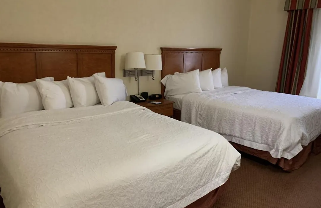 Hampton Inn Belle Vernon-1