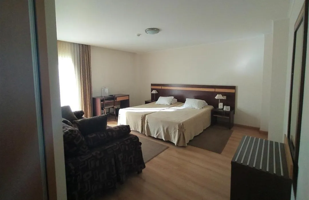 Hotel Santo Condestavel-1