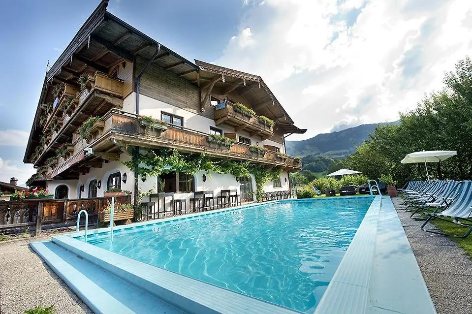 Ferienhotel Alpenhof-1