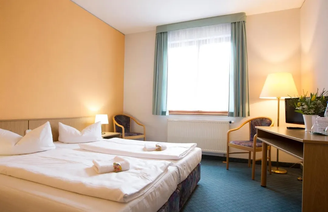 Jembo Park Hotel-1