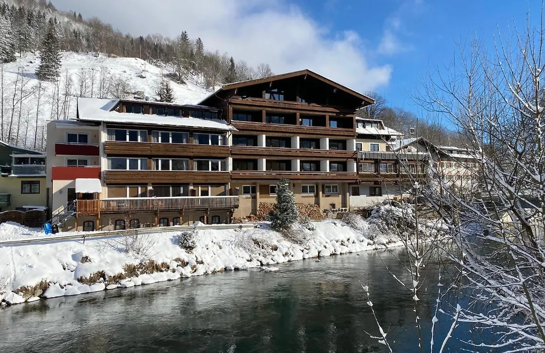 Hotel Lukasmayr-1