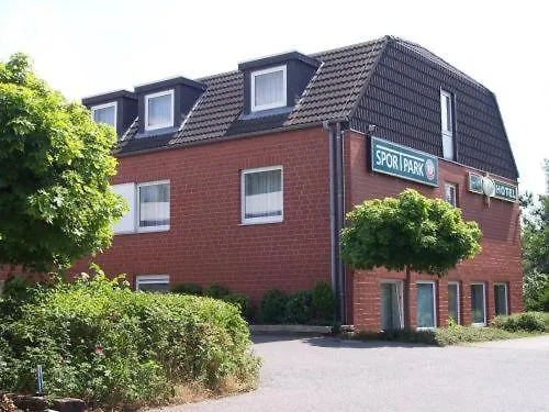 Sportpark Hotel Isernhagen-1