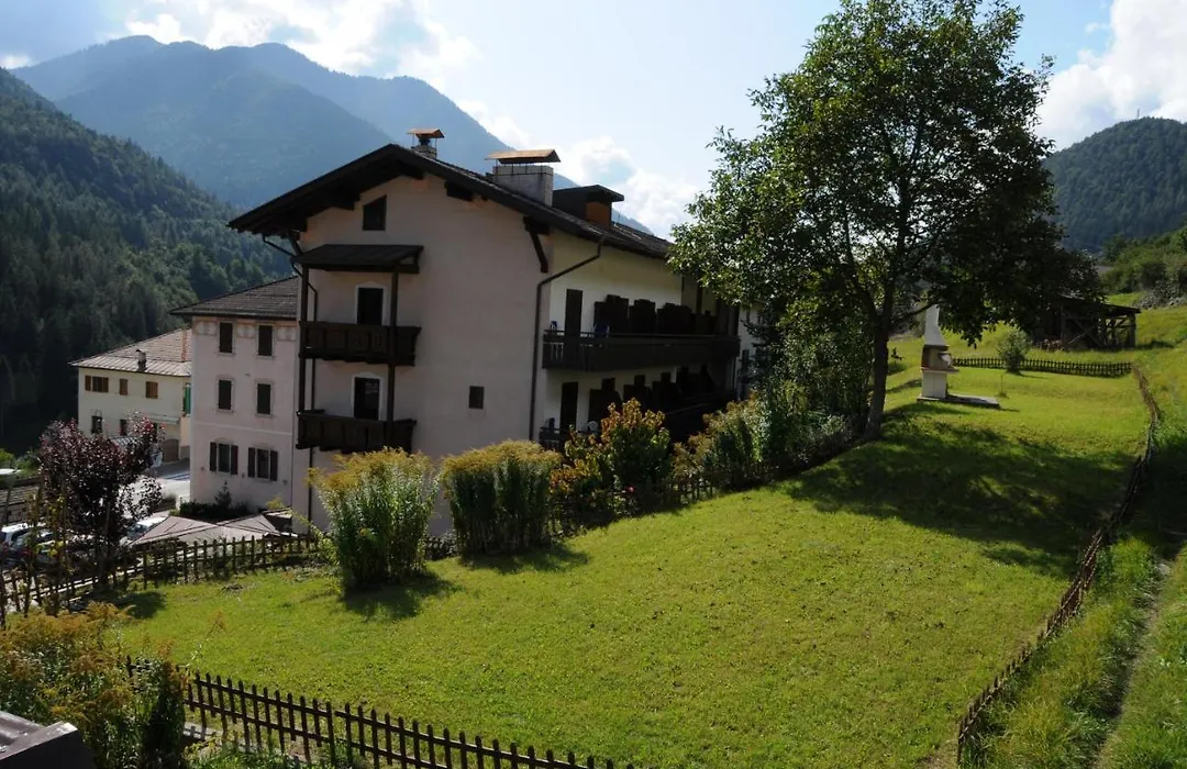 Hotel Carlone-1