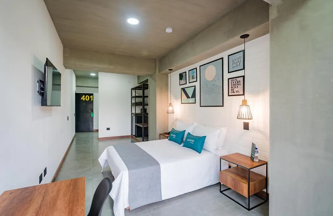 Loft 32 Medellín Living-1