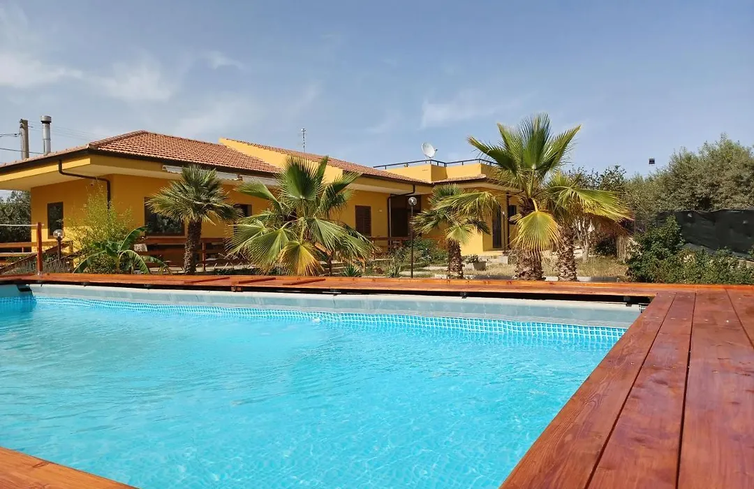 Turtle Island Apartments-1