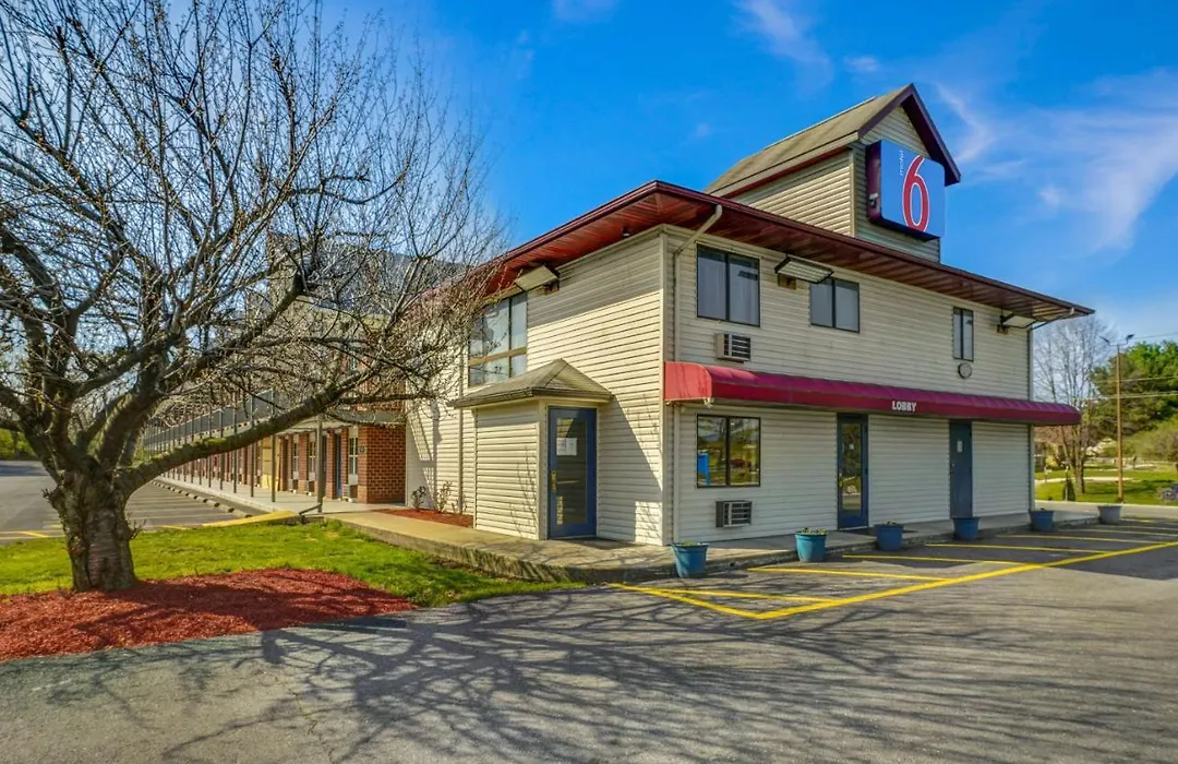 Motel 6 Carlisle, Pa - Cumberland Valley-1