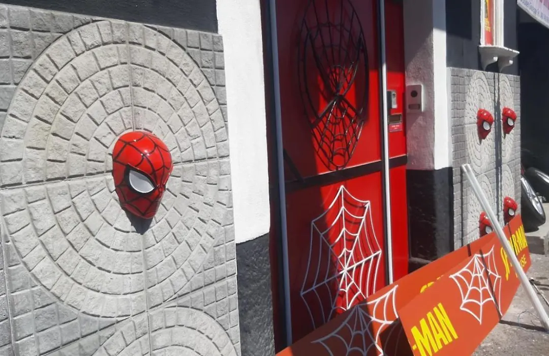 Spiderman House-1
