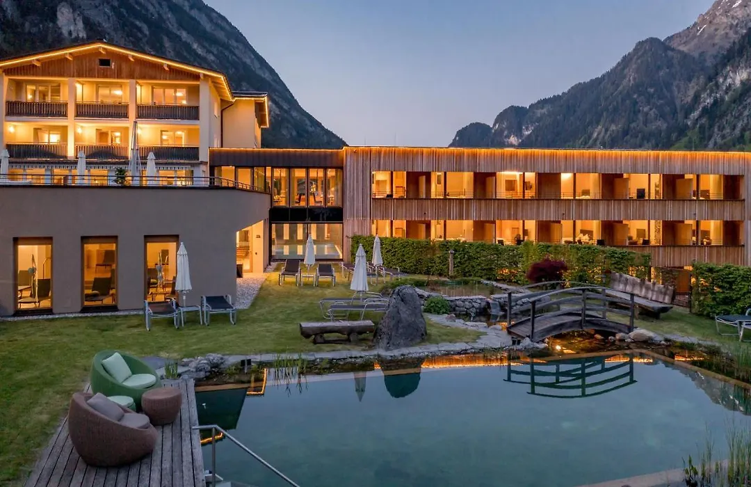 Alpenhotel Zimba-1
