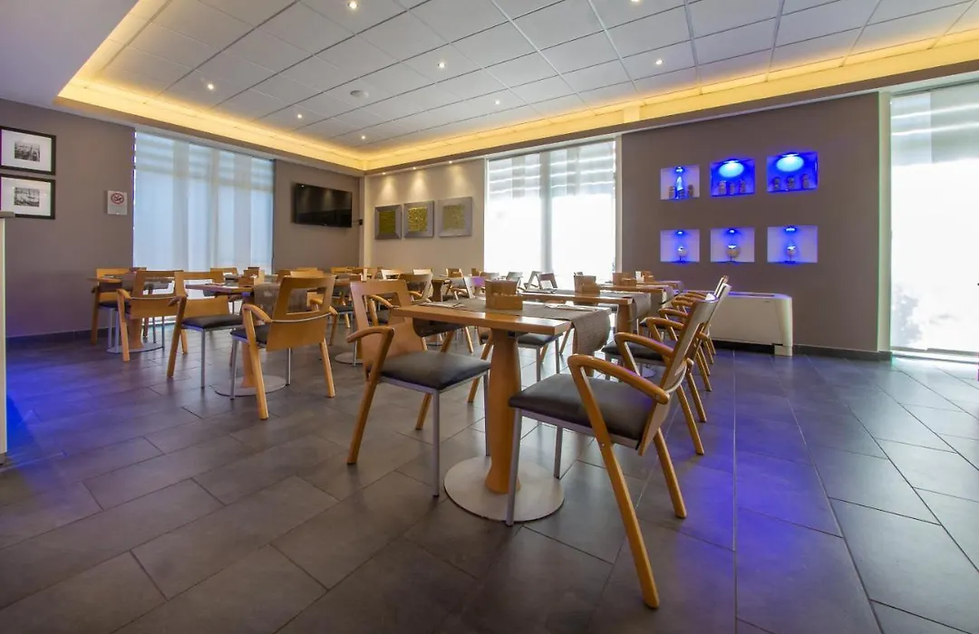Hotel Regio-1
