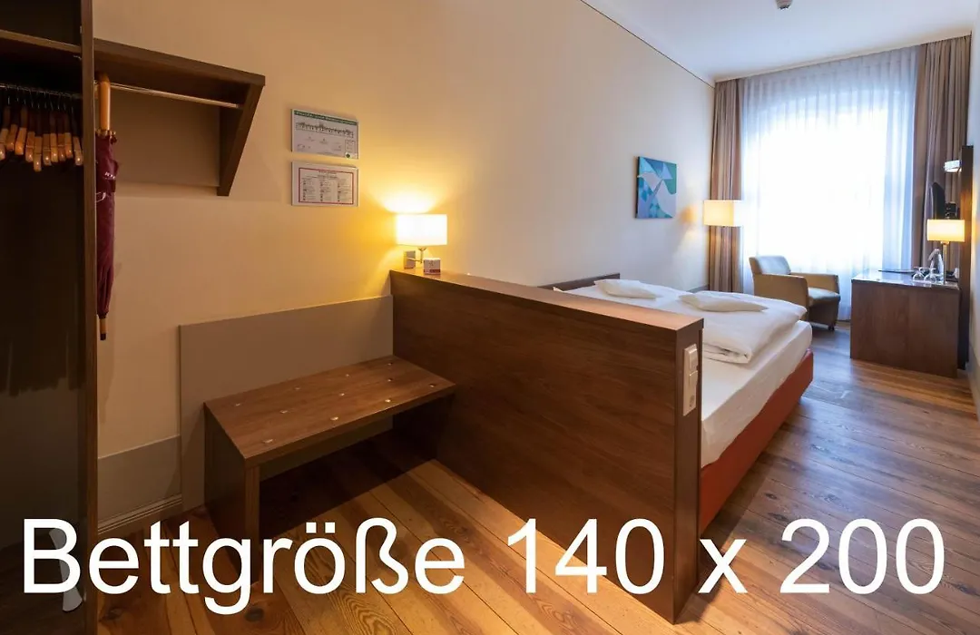 Hotel am Großen Waisenhaus-1
