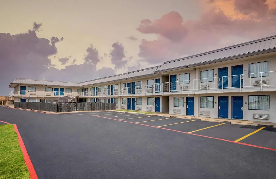 Motel 6-Euless, Tx - Dallas-1