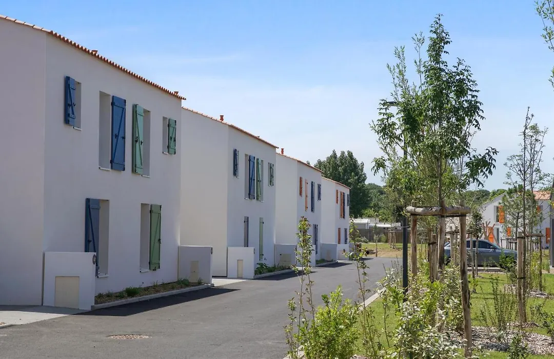 Pierre&Vacances Premium Les Villas d'Olonne-1