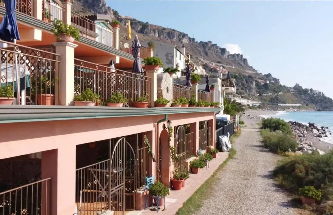 Fondaco Parrino Mare-1