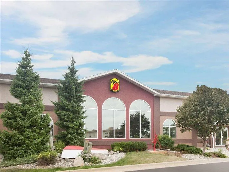 Super 8 By Wyndham West Branch-1