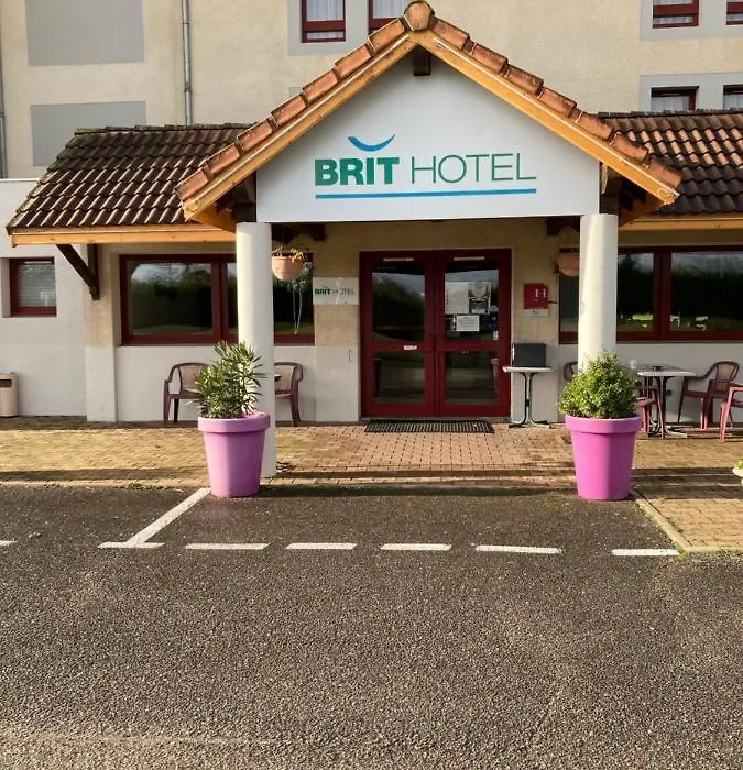 Brit Hotel Essentiel Moulins Avermes-1