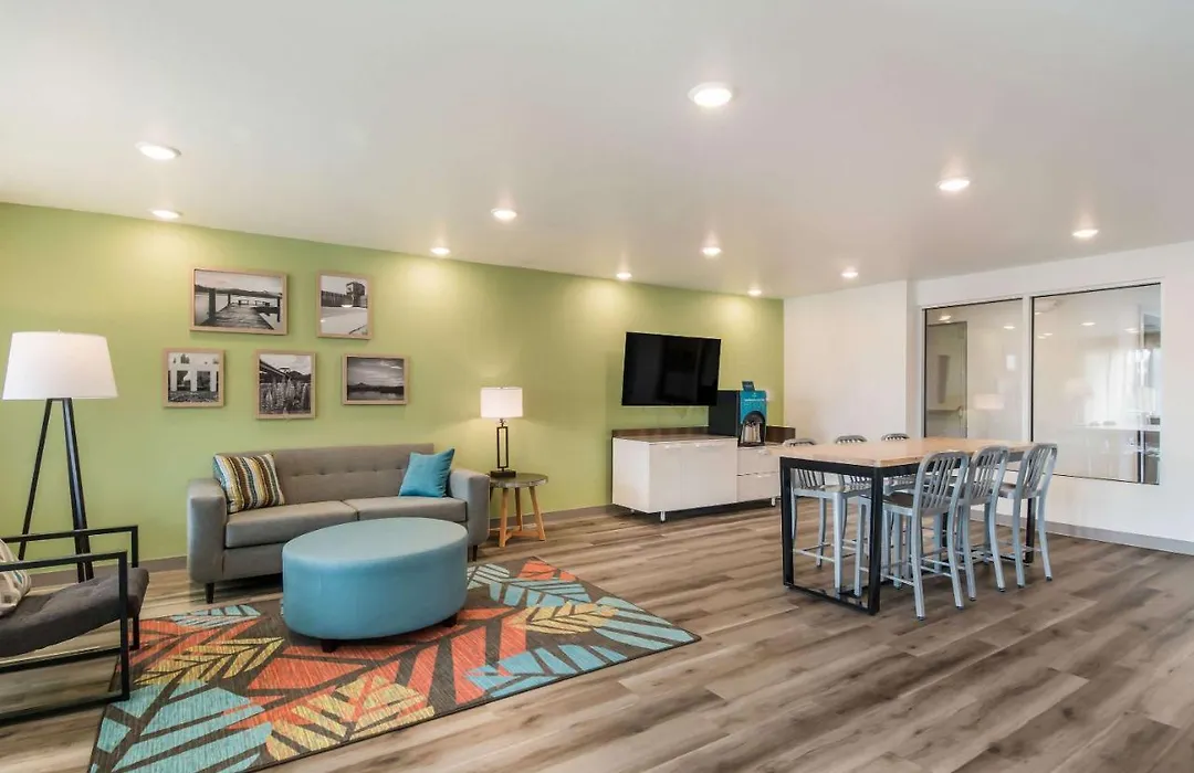 Woodspring Suites Portland Vancouver-1