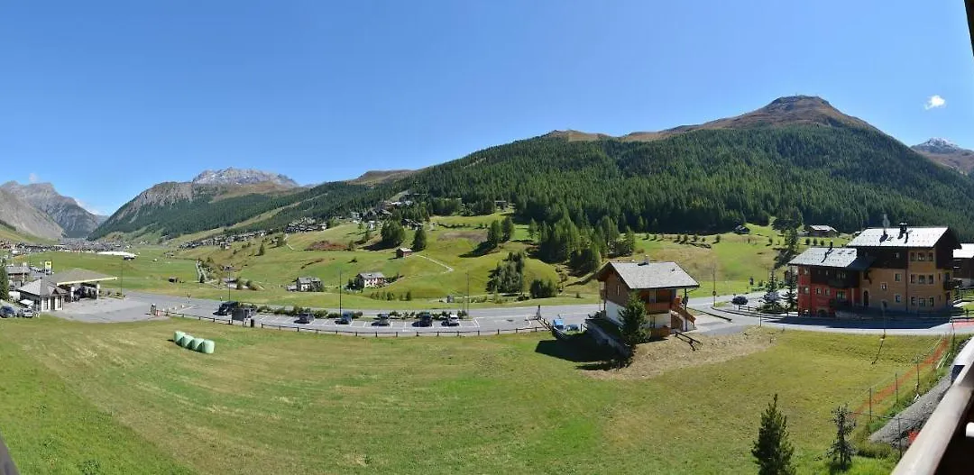 Hotel Piccolo Mondo-1