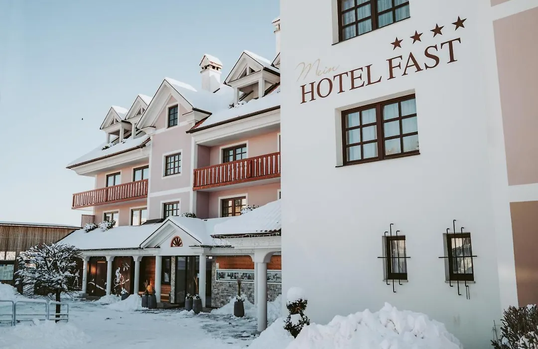 Mein Hotel Fast-1
