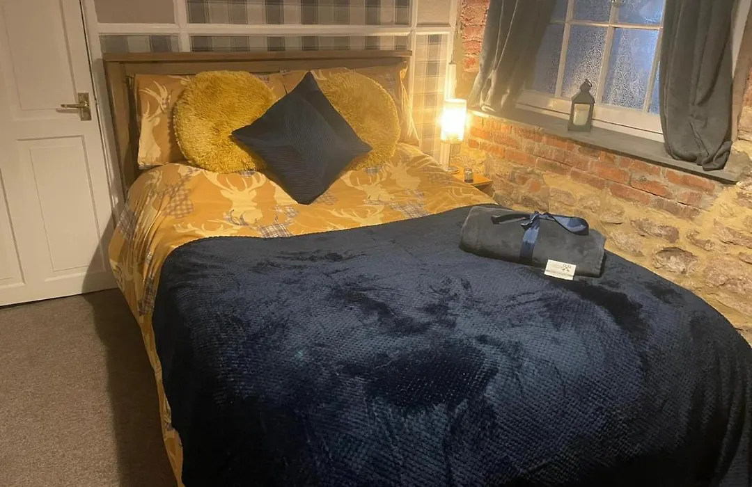 Crosskeys Inn Guest Rooms In Wye Valley-1