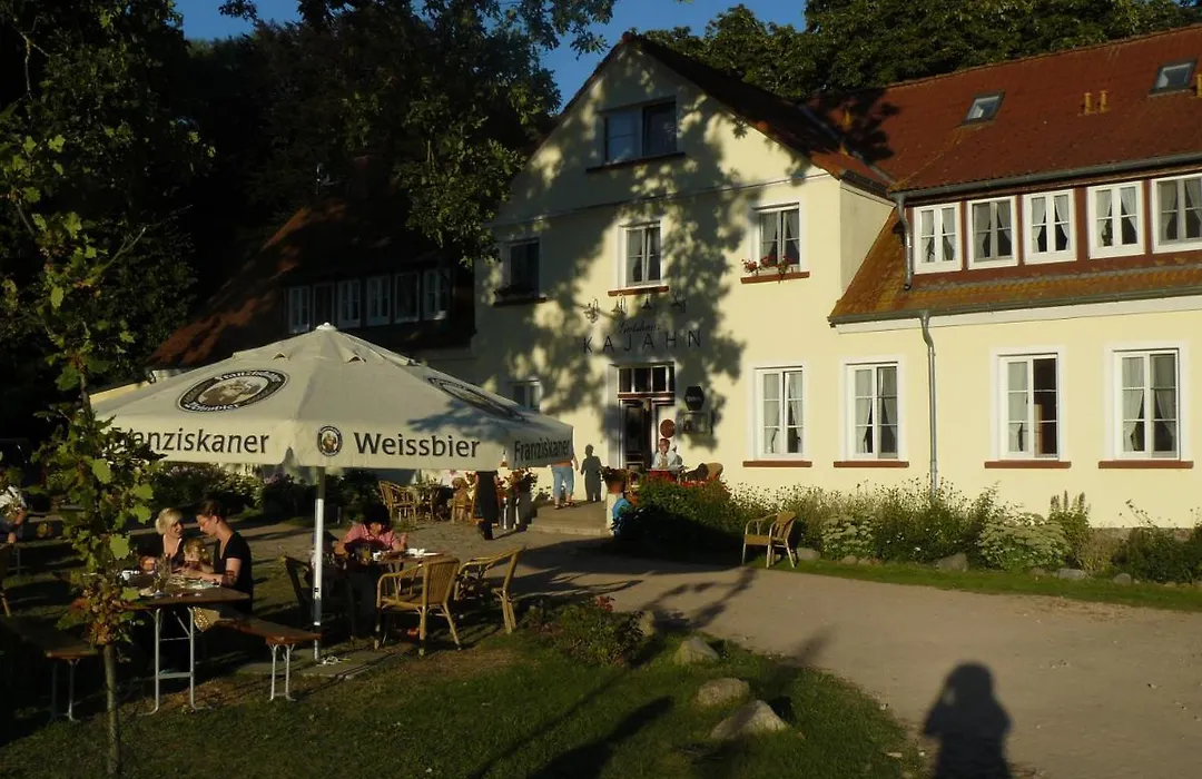 Hotel Gutshaus Kajahn-1