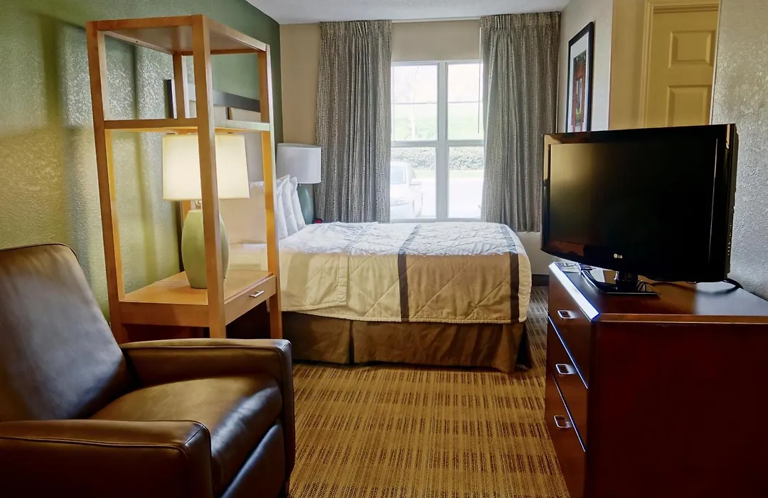 Sonesta Simply Suites Stafford-1