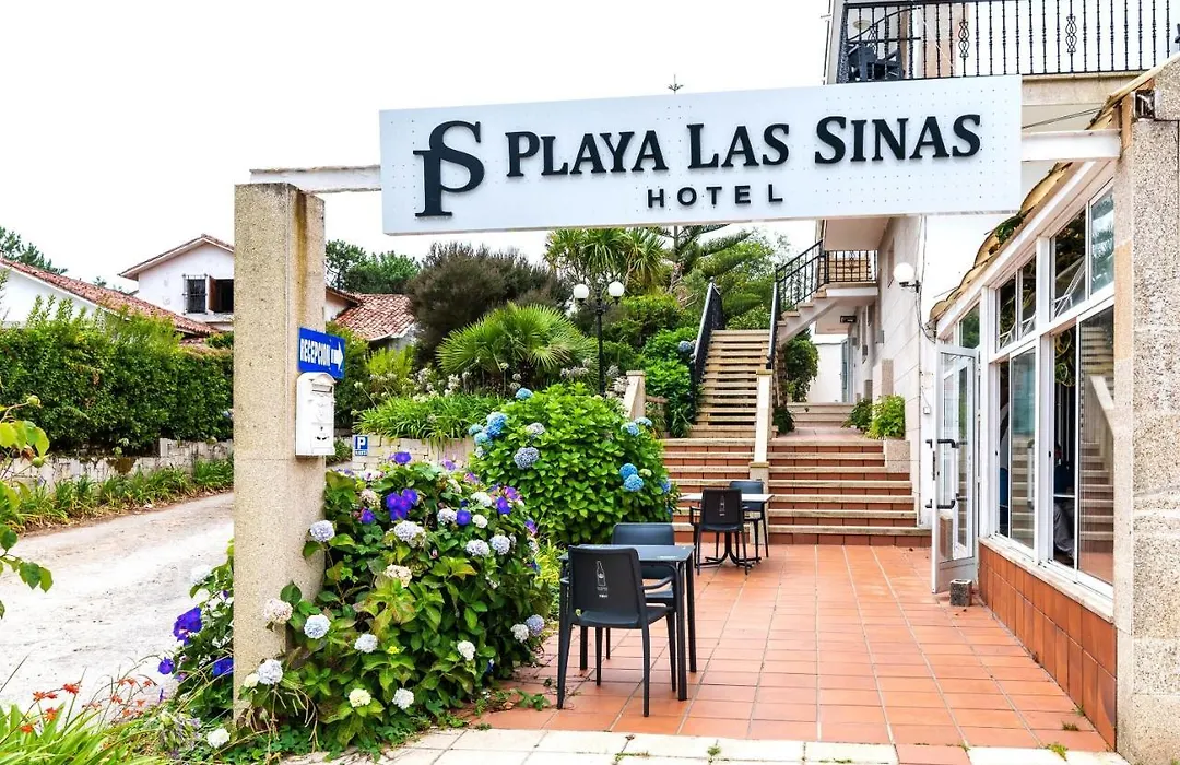 Hotel Playa Las Sinas-1