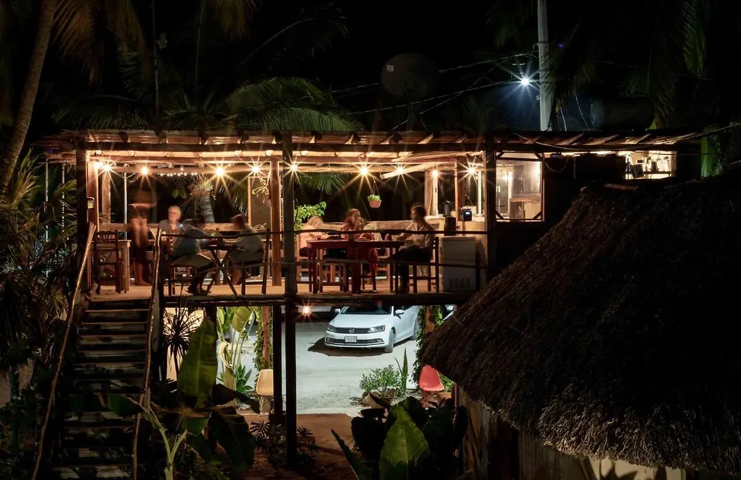 Casa Mate BeachFront Cabañas El Cuyo-1