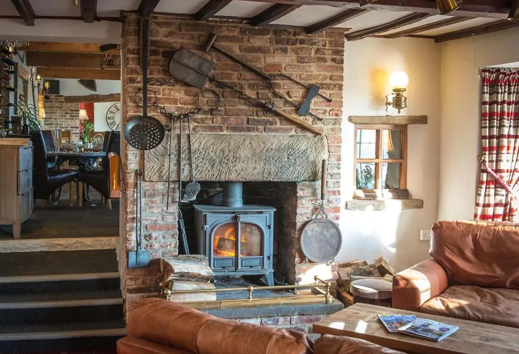 The Blackamoor Inn-1