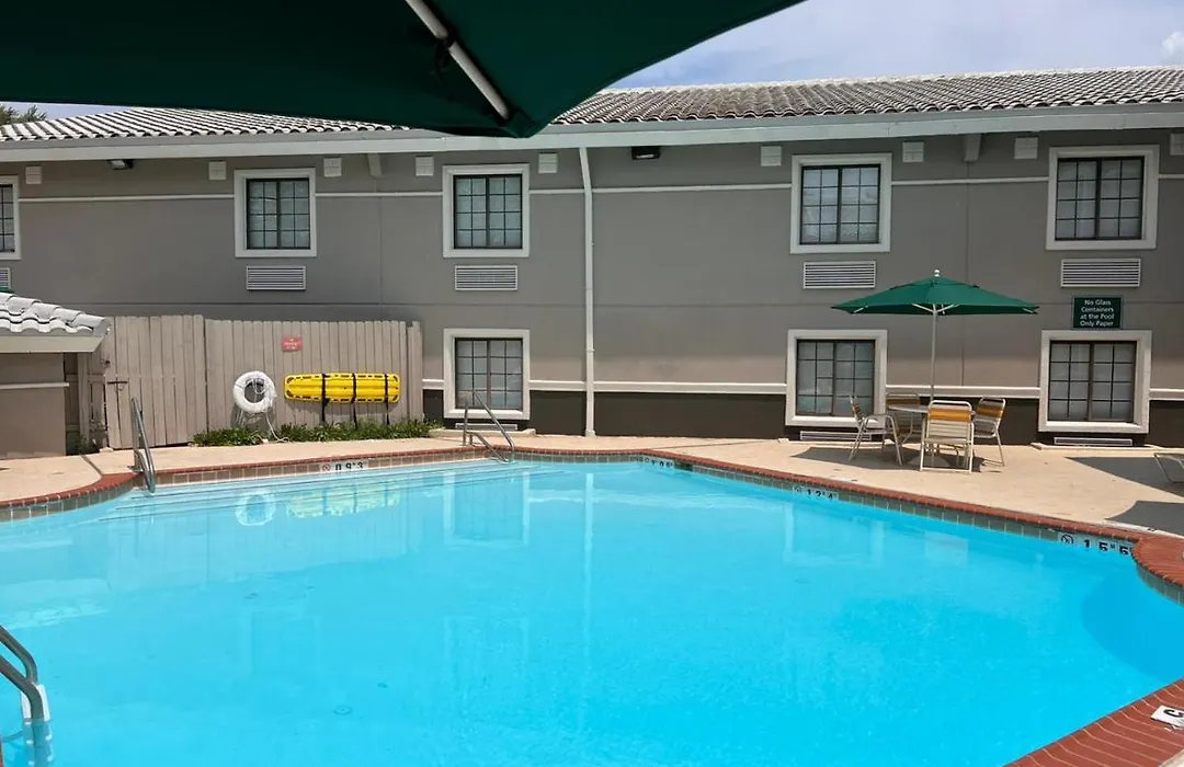 La Quinta Inn Lexington-Horse Park-1